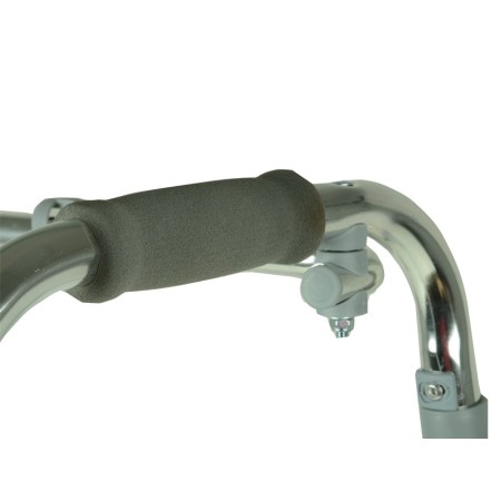 GIMA DEAMBULATORE CON RUOTE