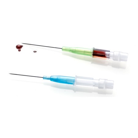 RAYS AGO CANNULA AD UNA VIA SENZA ALETTE (CONF. 100 PZ)