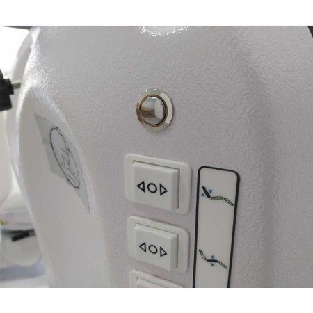 WEELKO POLTRONA PER CENTRI ESTETICI GIREVOLE A 240° - ELETTRICA CON 3 MOTORI - POGGIAPIEDI REGOLABILE (TEMPO)